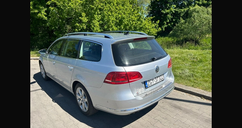 Volkswagen Passat cena 39500 przebieg: 277000, rok produkcji 2013 z Trzebiatów małe 352